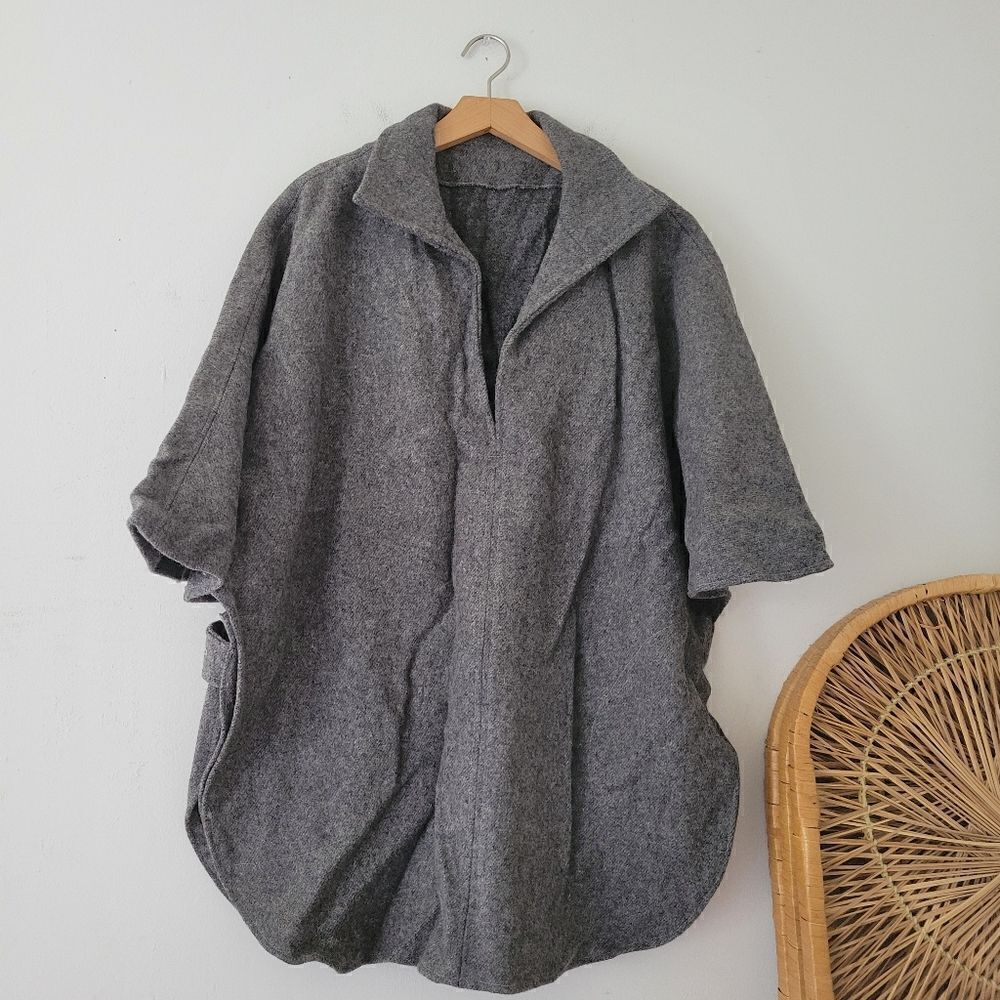 Handmade Wool Poncho Gray With Pockets